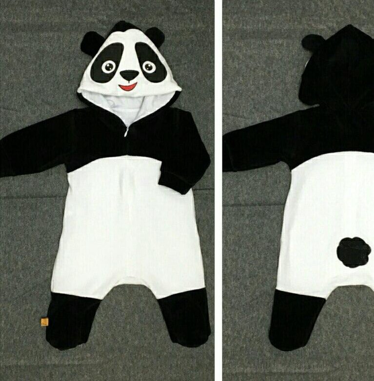 R panda. Комбез с пандами. Комбезик с пандами флисовый. Панда в комбинезоне синем.