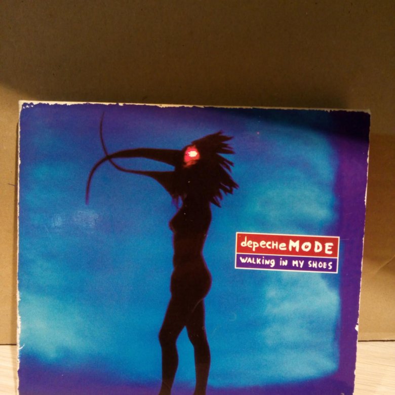 Walking in my shoes depeche. Depeche Mode - Walking in my Shoes Compact Disc Maxi Single. Walking in my Shoes Depeche Mode альбом. Depeche Mode синглы. Depeche Mode Walking in my Shoes (Single).