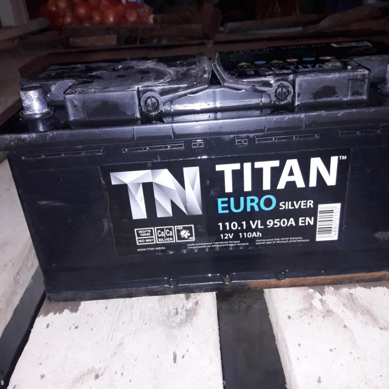 Аккумулятор титан. Titan Euro Silver 110ah 950a 12v Mercedes Sprinter. Титан евро Сильвер 110 Ач 950. Аккумулятор Titan Euro Silver 110ah 950a en. Titan 110 а/ч.