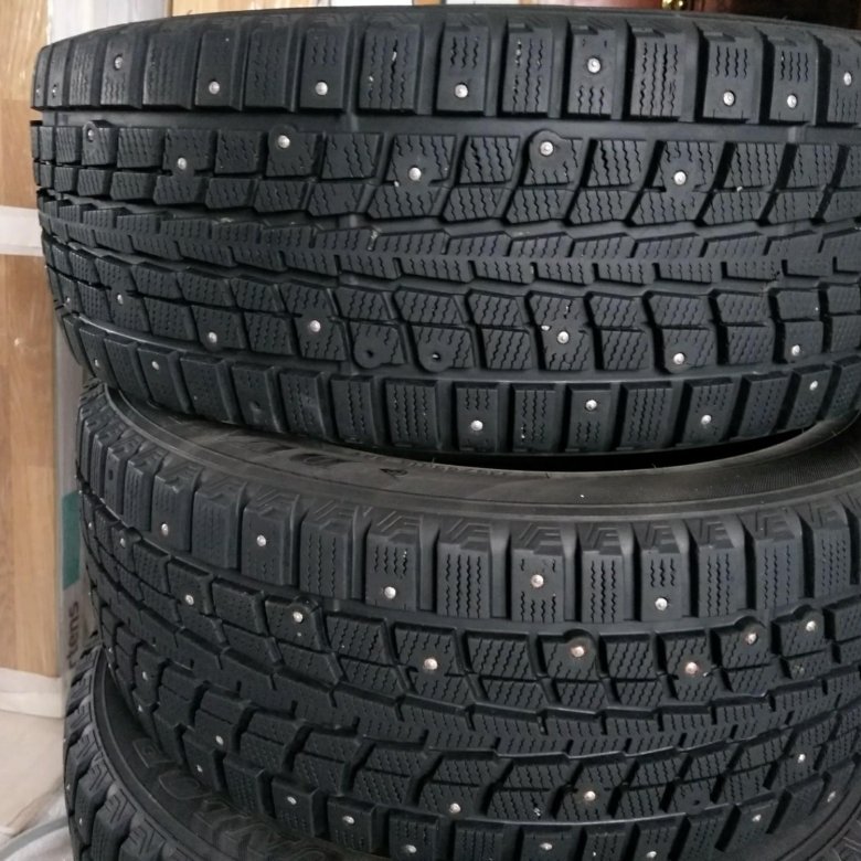 Dunlop winter ice отзывы. Dunlop SP Winter Ice 01. SP Winter Ice 01. Данлоп SP Winter Ice 01. Dunlop SP Winter Ice 01 285/60 r18 эксклюзив.