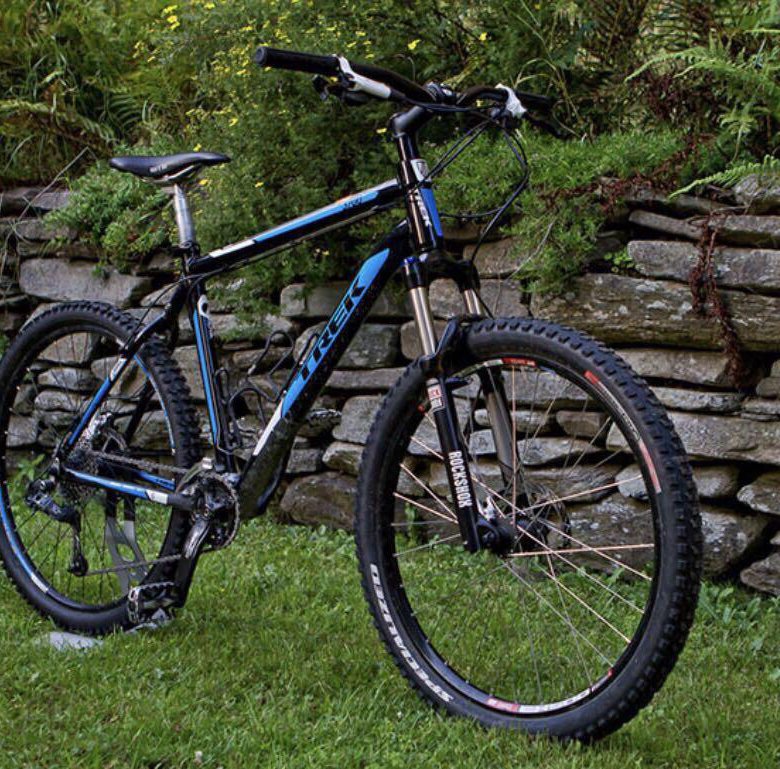 Велосипед track. Trek 3700. Велосипед Trek 3700. Trek 3700 Mountain Bike. Trek 3700 2013.