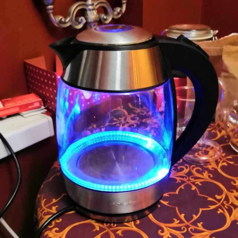 Чайник электрический поларис стеклянный. Чайник Поларис 1850cgl. Чайник электрический PWK 1850cgl черный "Polaris". Электрический чайник Поларис с подсветкой. Поларис чайник электрический стеклянный с подсветкой.