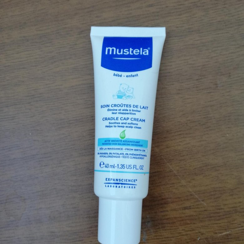 Мустела крем от корочек. Мустела крем от корочек на голове. Mustela от корочек на голове. Мустела от корочек на голове. Крем детский от корочек на голове.
