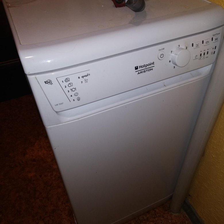 Ремонт ПММ Hotpoint ariston LSF 7237, течет