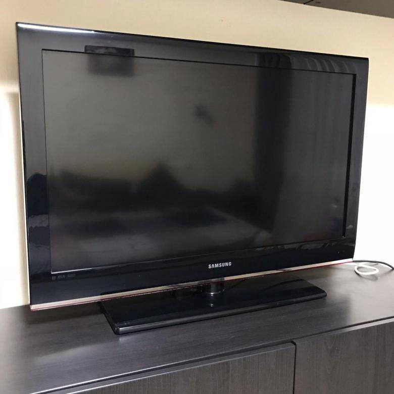 Le40b530p7w. Самсунг le37b530p7w. Телевизор самсунг le37b530p7w. Телевизор Samsung le-37b530p7 37". 37 Le 37b530 p7w Samsung телевизор.