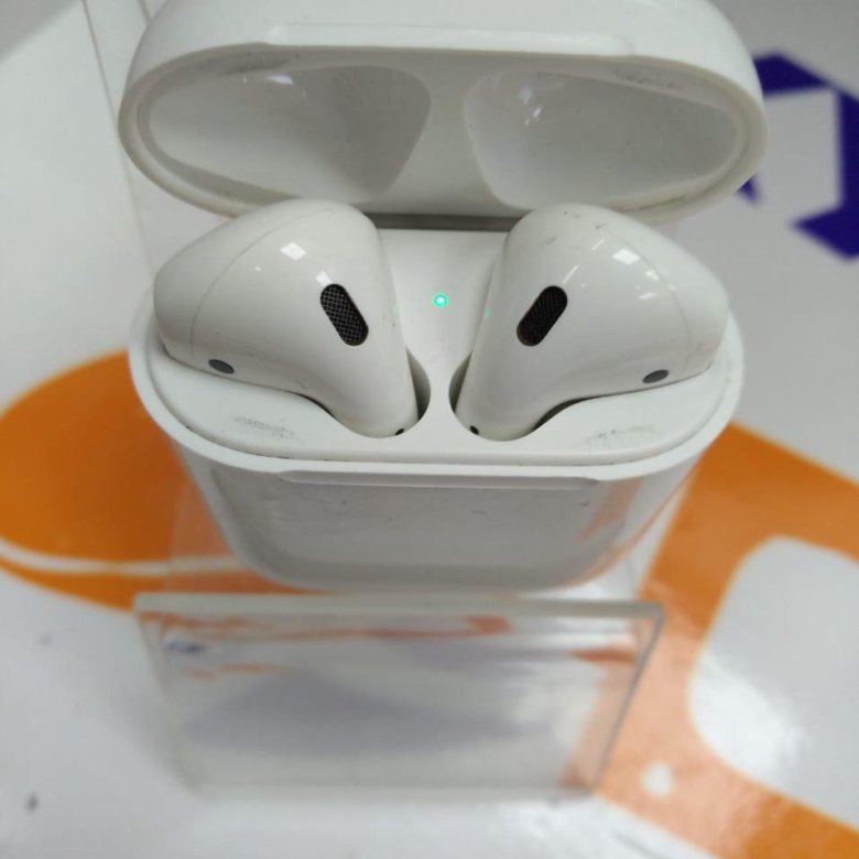 Air pods отзывы. Эйр подс оригинал. Air Max наушники. Наушники AIRPODS за 500 рублей. Наушники Air pods с Фуриной.