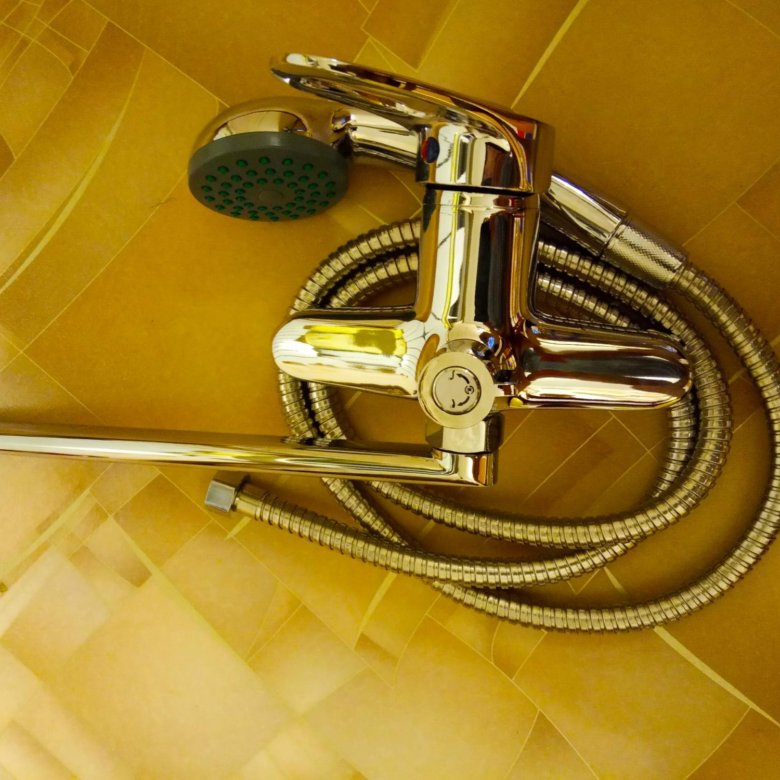 Кран питьевой воды с быстросъемом. Смесители ассортимент. Ремкомплект питьевого крана. Сантехника. Сантехника 2024.