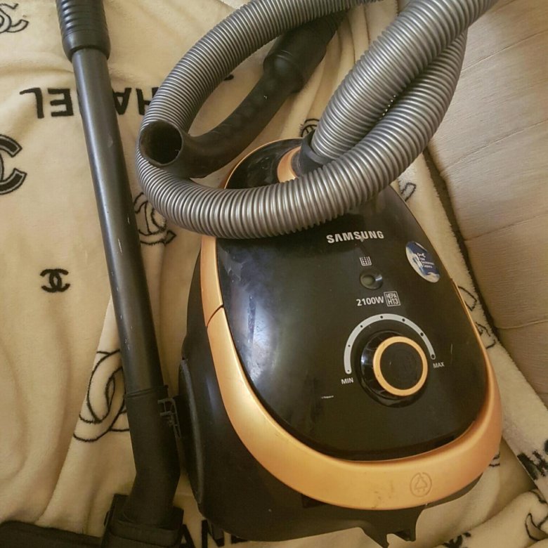 Пылесос самсунг vc2100. Vc 2100. Samsung vc2100 клавиша включения. Vc 2100. Пылесос samsung canister vacuum cleaner vc2100.