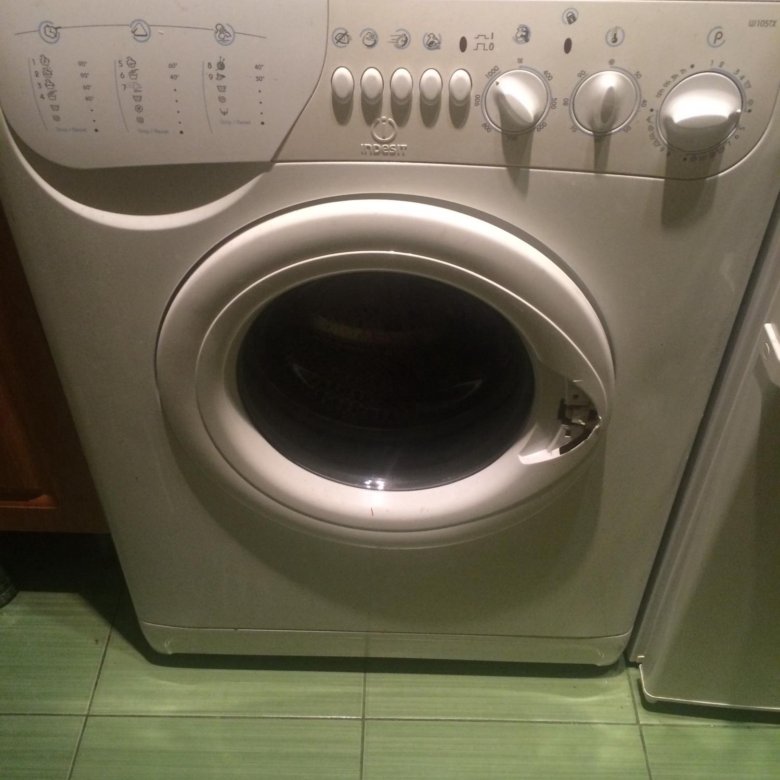 Wisl 105 2013. Wiun 105 cis люк. индезит 105. индезит 105. Indesit wil 105 барабан.