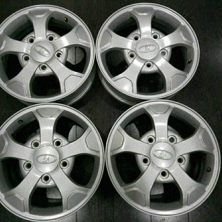 штатный диск на ниву 4х4. литые диски нива шевроле 15r штатные. заводские литые диски нива. заводские литые диски нива. диск колесный r16 grizzly нива урбан.