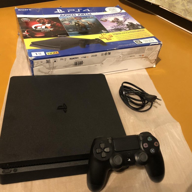 Ps4 slim 1 tb фото