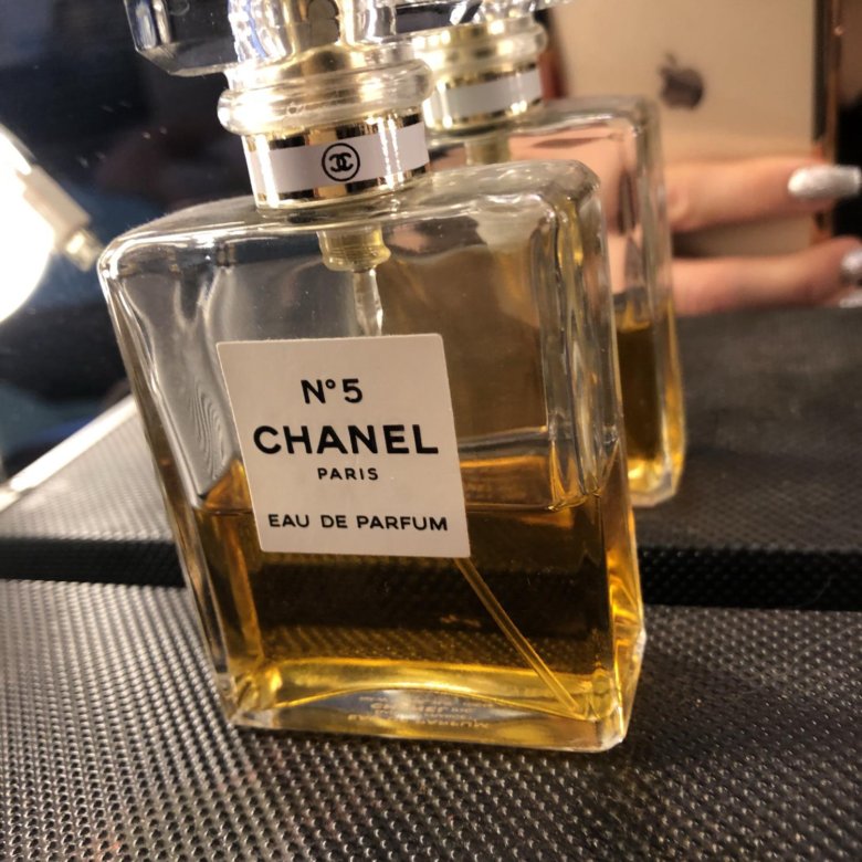 Chanel 5 оригинал. Chanel n5. Chanel Perfume n5. Духи Шанель 5 оригинал. Chanel духи оригинал.