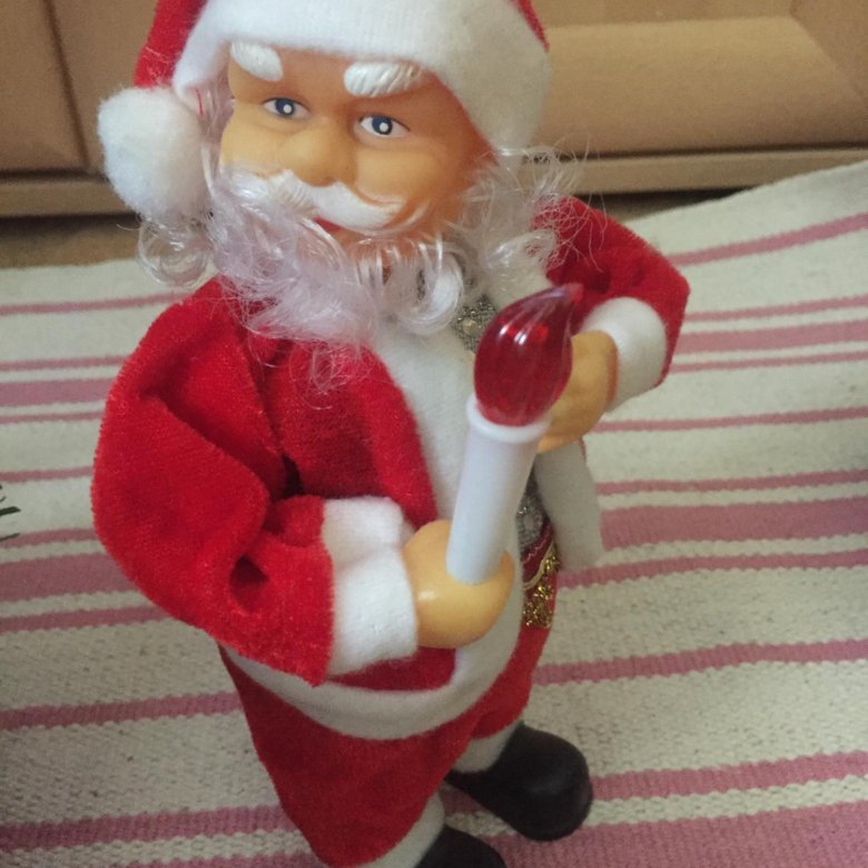 поющий дед мороз. дед мороз музыкант. дед мороз с гитарой. оркестр санта клаусов. дед мороз с музыкальным инструментом.