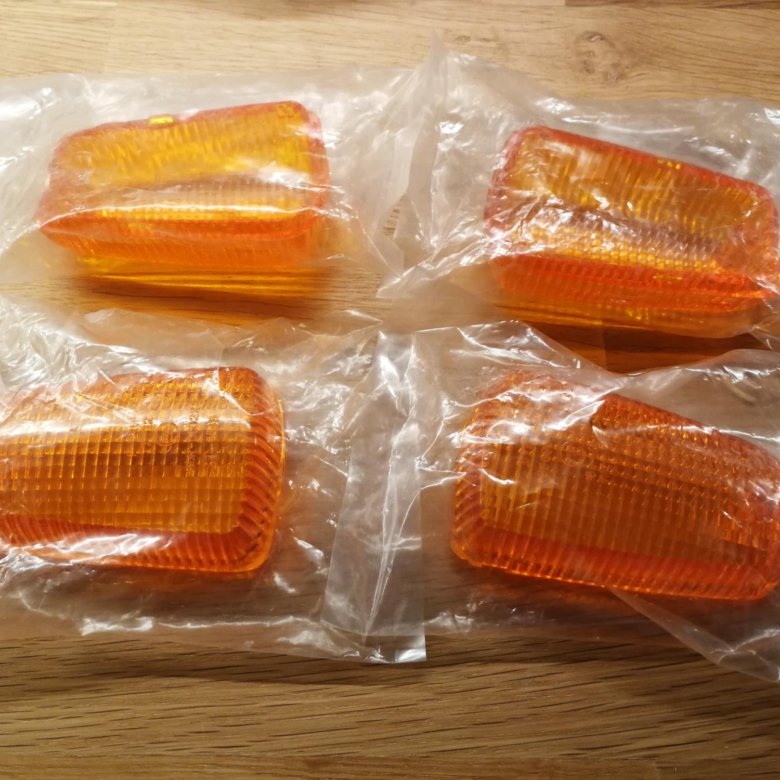 поворотник уаз 3160. стекло поворотника уаз буханка артикул. стекло поворотника. газ-24 корпус раннего поворотника. стекло поворотника 2108.