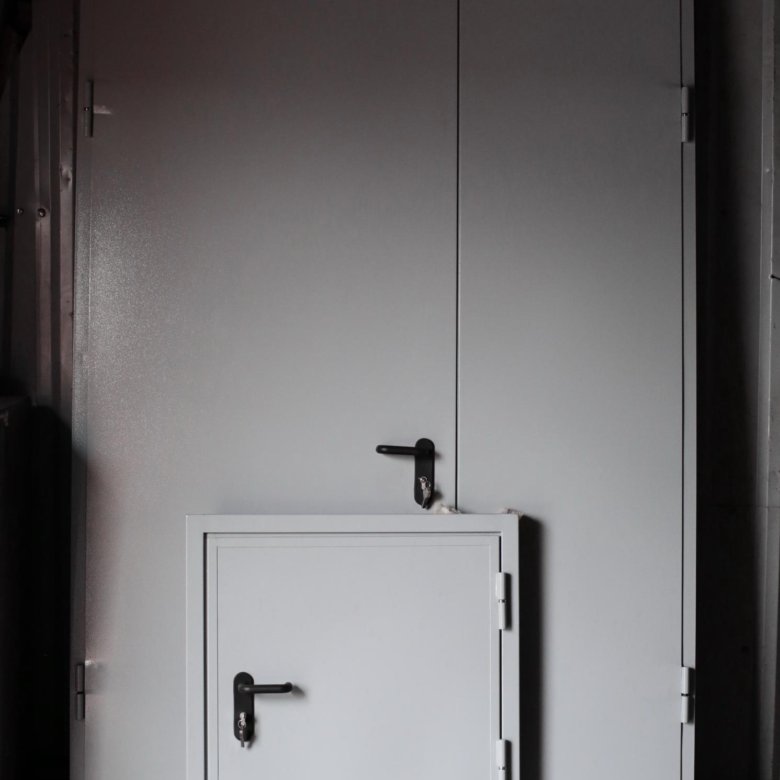 Люк ei60. Технические люк-двери 300х400. Люк ревизионный под плитку 200х400. Алкрафт люк под покраску мастер. Ревизионные люки хаммер техно.