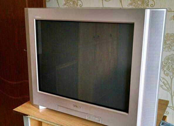 телевизор sony bravia модель klv-32s550a. телевизор sony 2000 года выпуска. проекционный телевизор sony 61 диагональ. телевизор sony kdl-32s5500 32". пульт от телевизора сони kv 25m1k.