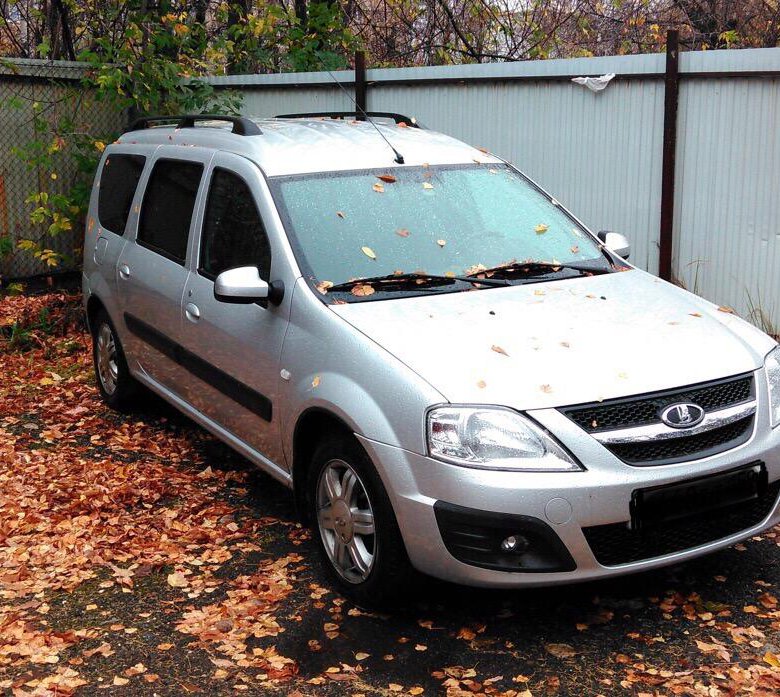 Аренда ларгус. Lada Largus 2010. Лада Ларгус 2010. Лада Ларгус Старая. Лада Ларгус 1997.