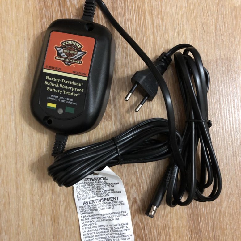 Разъем для зарядки акб харлей дэвидсон. Разъем зарядки харлей дэвидсон. Провод зарядки акб harley-davidson. Зарядка для харлея. Разъем реле регулятора harley-davidson.