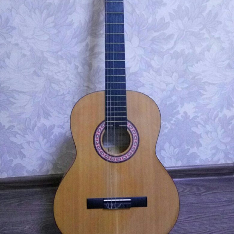 Гитара коломбо