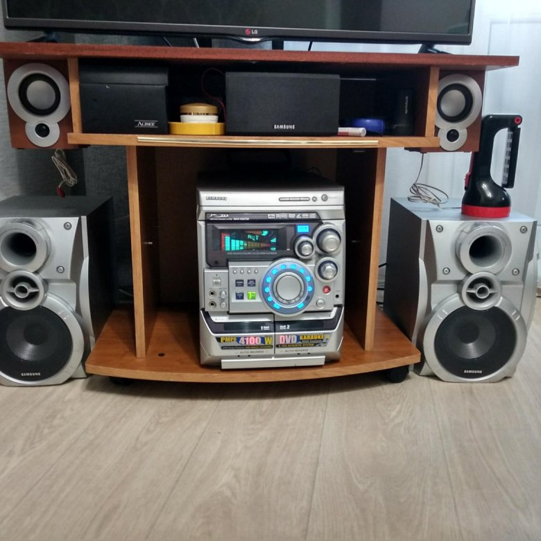 Муз. Samsung max kdz110. Samsung max-kdz105. Музыкальный центр samsung max-kdz150 картинки. Samsung max kdz150.