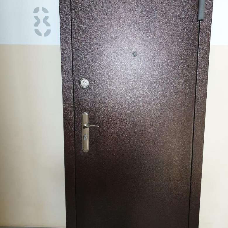 Куплю металлическую дверь недорого б у. Железные двери б/у. Б У двери входные металлические. Метал двери входные б/у. Юла двери входные металлические.