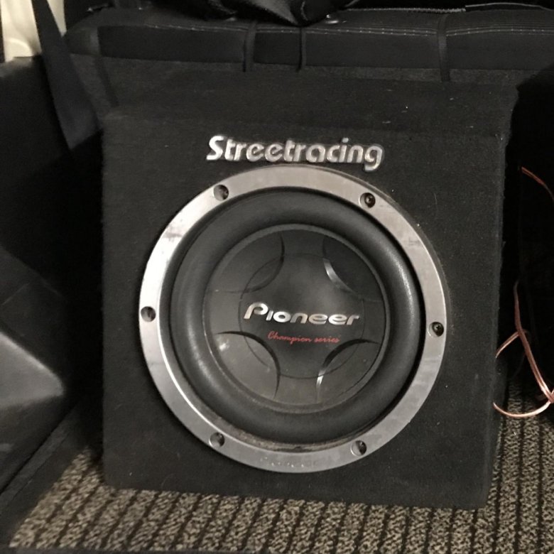 Сабвуфер1000watt 10. Сабвуфер 1000 ватт. Сабвуфер 1000 ватт jbl. Динамик jbl 1000w. Саб jbl 1000w.