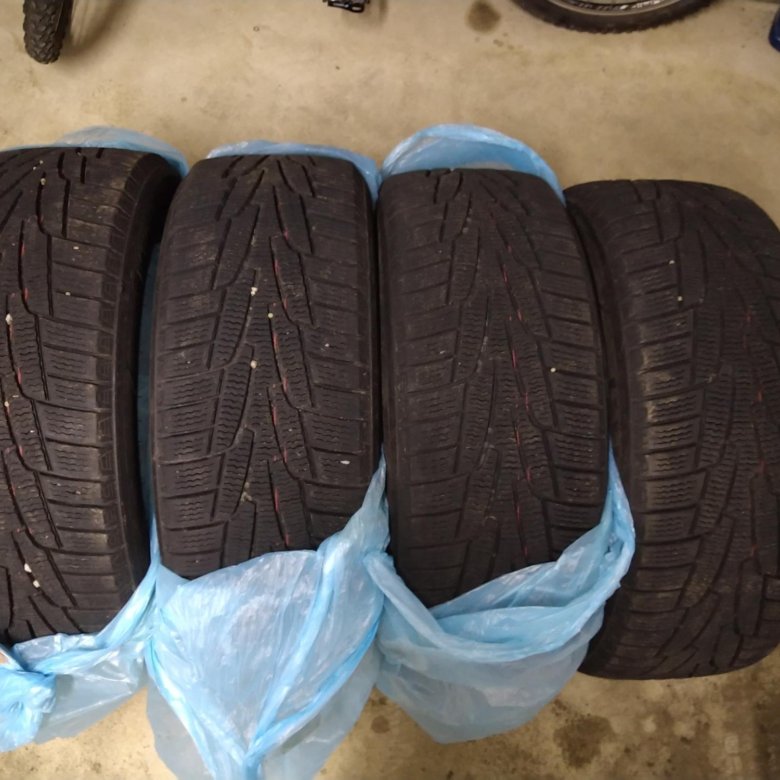 Липучка 225. 225/50 R17 зима. Зимняя резина липучка Макс трек 225 50 17. Давление в шине 225/50 r17 зима липучка. Dunlop r17 225 50 зима липучка бу.