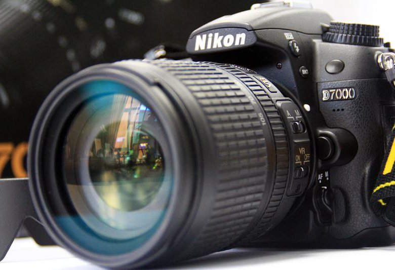 18 105 vr. Nikon d7000 18-105 VR Kit переходник для Nikon. Nikon d90 Kit 18-105 VR.