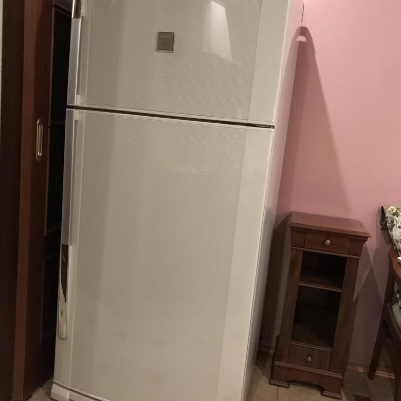 Холодильник шарп двухкамерный. Sharp deodorizer. Sharp deodorizer. Полки для морозилки холодильника sharp deodorizer. Холодильник шарп деодорайзер старый.