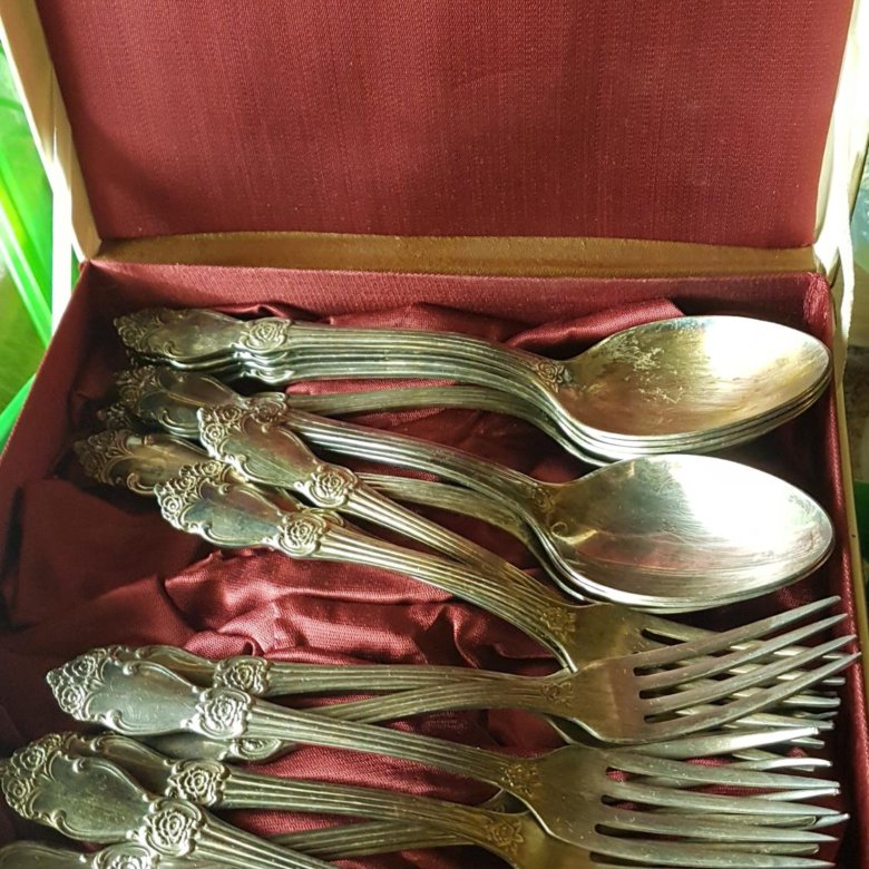 мельхиоровые столовые приборы ссср. продать мельхиоровые столовые приборы. столовые предметы мельхиор ссср. столовый набор ссср. мельхиоровые столовые приборы ссср клеймо.