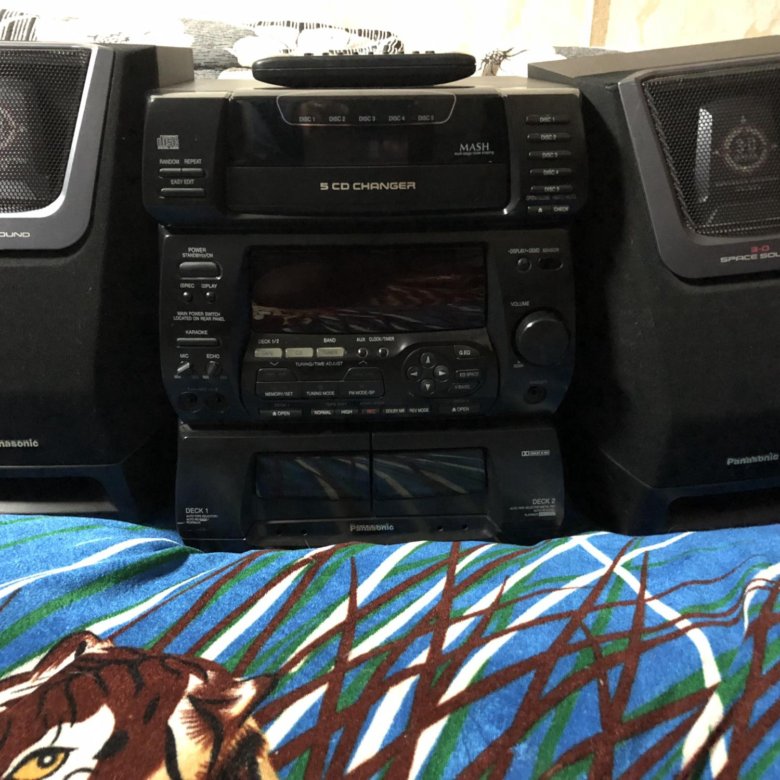 Музыкальный центр панасоник на 50 дисков панасоник. Музыкальный центр панасоник на 3 диска. Музыкальный центр panasonic 5 dvd. Панасоник sa ak 200. Музыкальный центр панасоник на 5 дисков sa ak 220.