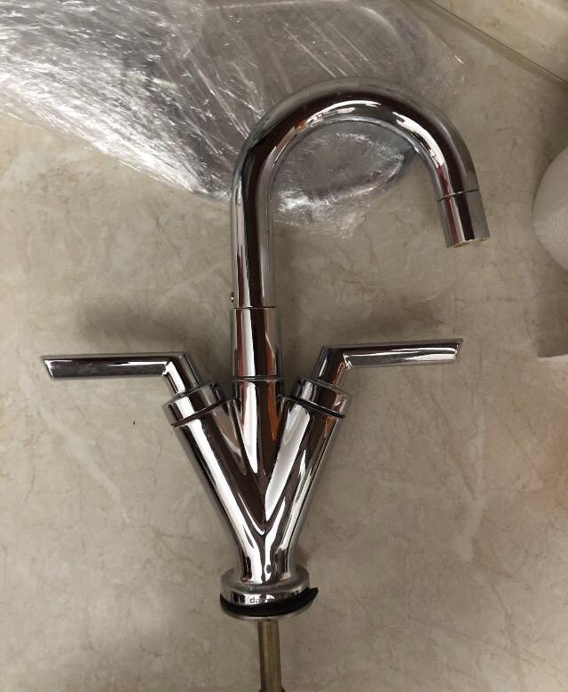 Смеситель для раковины damixa venus dx7s70220000. Смеситель damixa venus. Смеситель damixa venus 168570064 для раковины. Damixa venus. Damixa venus для раковины.