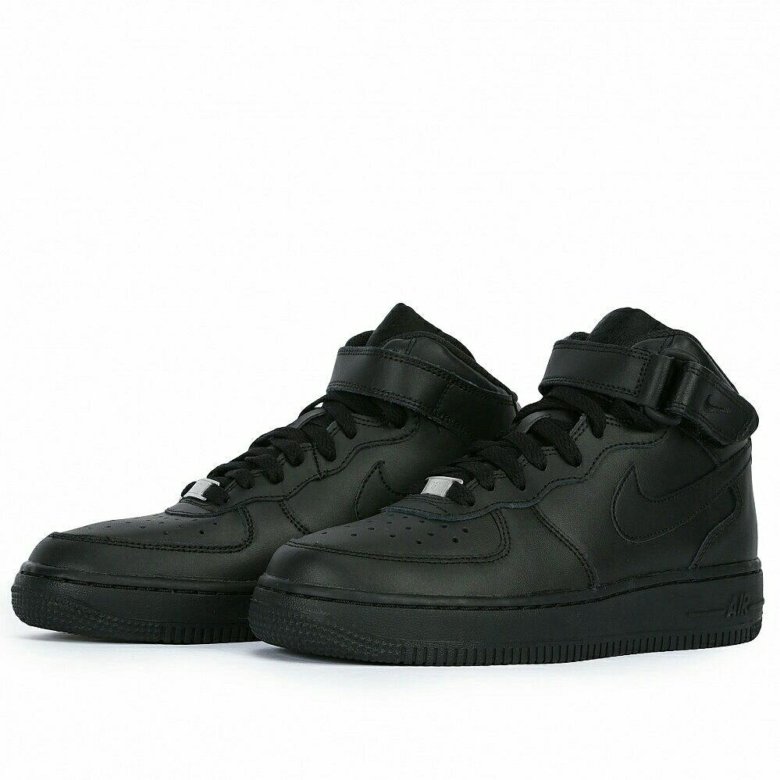 Найк форсы мид. Nike Force 1 черные. Nike Air Force 1 Black. Найк АИР Форс 1 МИД. Nike Air Force 1 высокие.