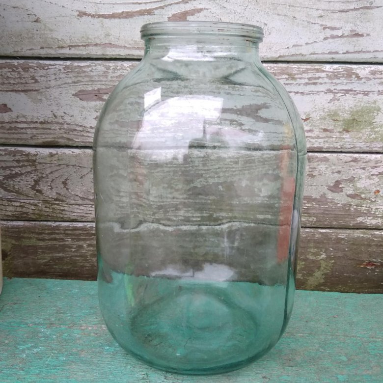 банки 3 литра. трехлитровые банки. банка 3 литра голубая. руч. бутыль поликарбонатная 10 литров.
