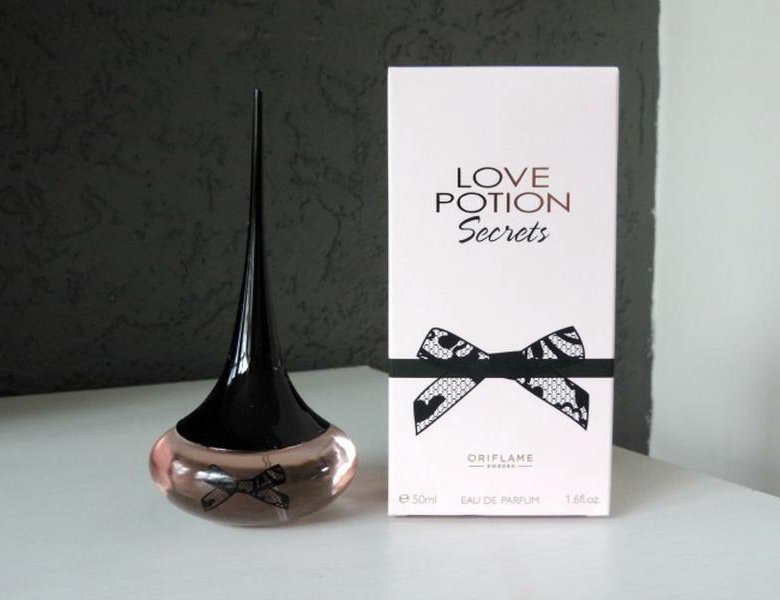 Парфюмерная вода Oriflame Love Potion Secrets. Орифлейм Love Potion Secret Eau de Parfum. Лав Поушен секрет Орифлейм. Лав Поушен Eau de Parfum.