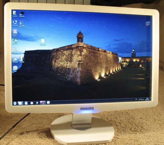 Авито мониторы. Mwx1220i. Mwx1220i Philips. Philips 1220 монитор. Philips 22iv.