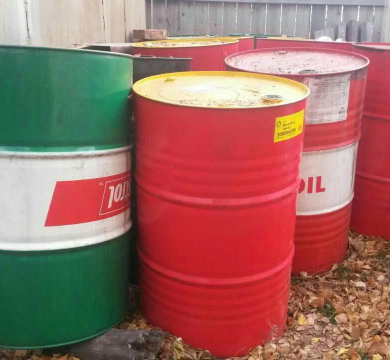 Бочка 200 литров татнефть. Масло в бочках москва. Масло в бочках москва. Мобил ультра 10/40 бочка. Масло в бочках москва.