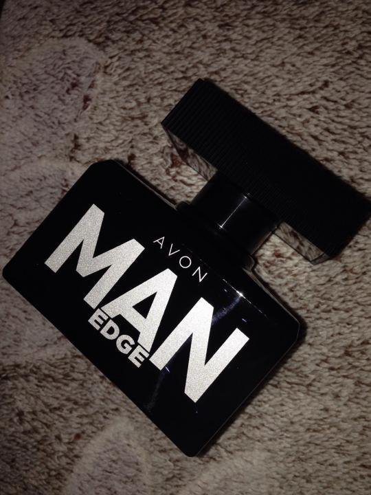 Avon man туалетная вода. Туалетная вода Avon man Edge, 75 мл. Avon man. Мен Эдж эйвон. Духи Avon man как наносить.