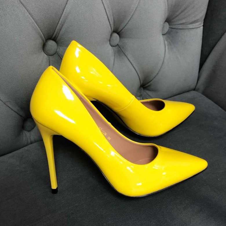 Туфли желтые купить. Желтые туфли. Лимонные туфли. Ярко желтые туфли. Желтые туфли лодочки.