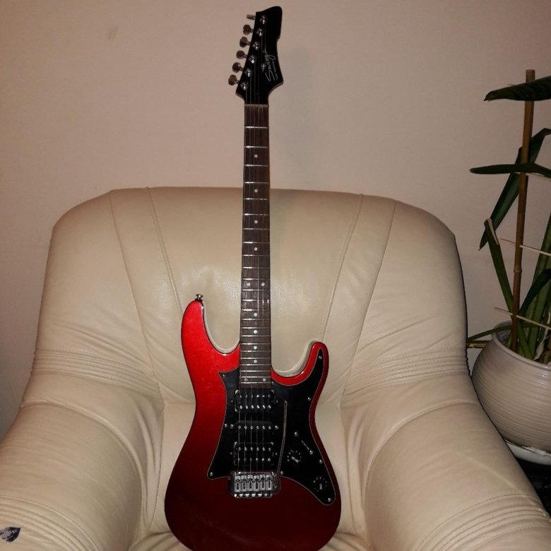 Гитара акустическая бобровская фабрика. Гитара авито воронеж. Гитара авито воронеж. Акустическая гитара squier. Электрогитара без шнура.