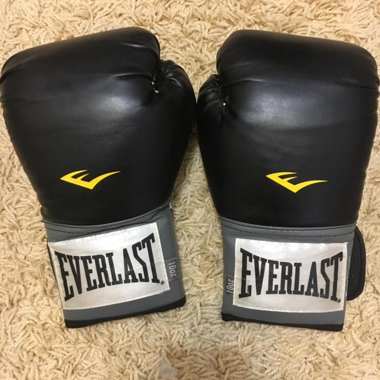 Боксёрские перчатки Everlast 10 oz