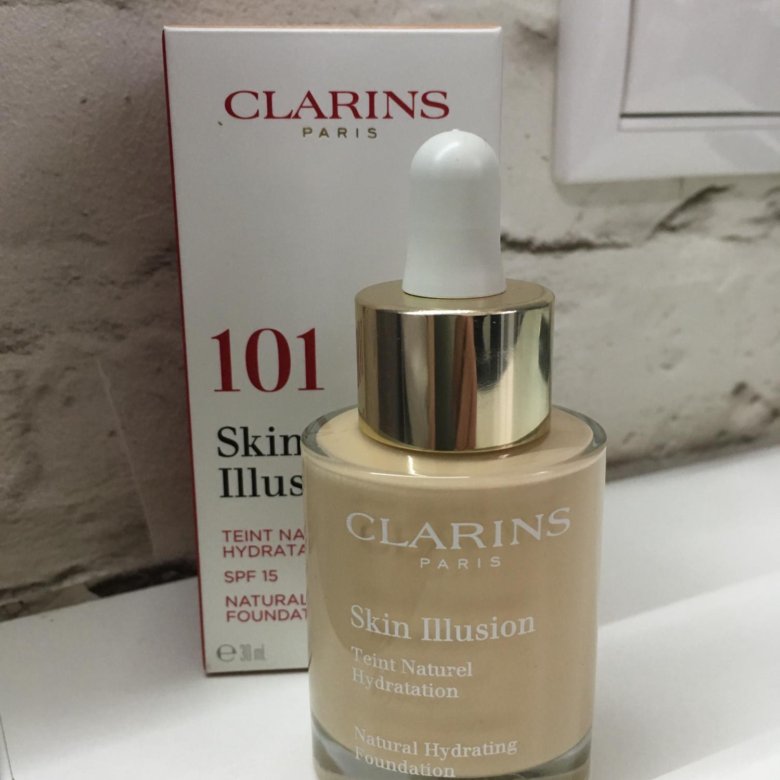 Skin illusion отзывы. 101 Linen Clarins. Clarins Skin Illusion 101 Linen. Clarins 101w что такое. Clarins Skin 100,5.