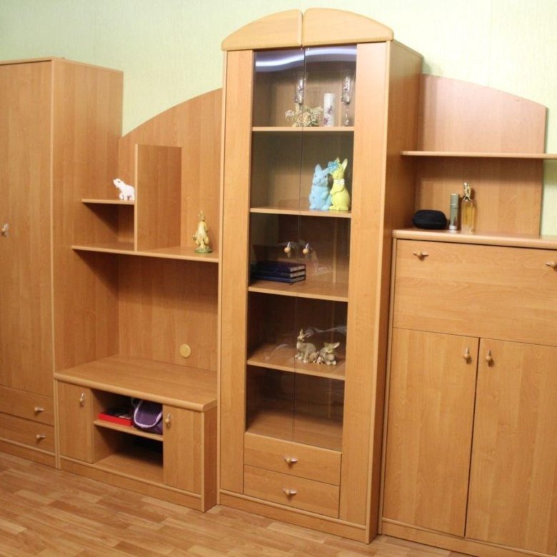 Стенка горка старого образца