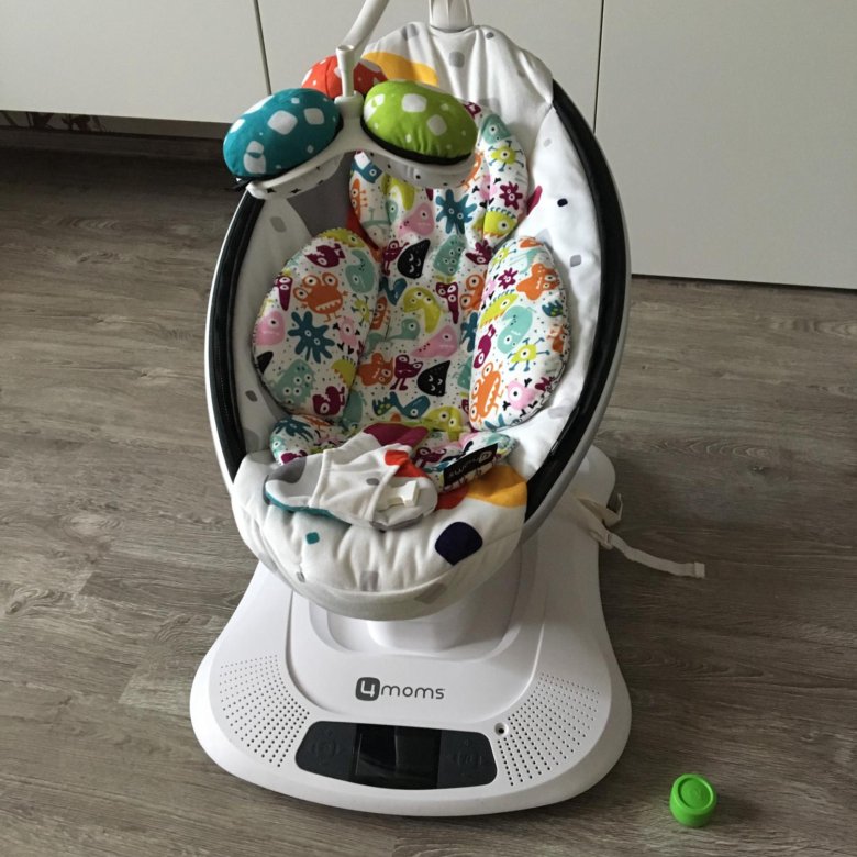 Шезлонг 4moms. MAMAROO 3.0. Укачивающий центр 4moms.