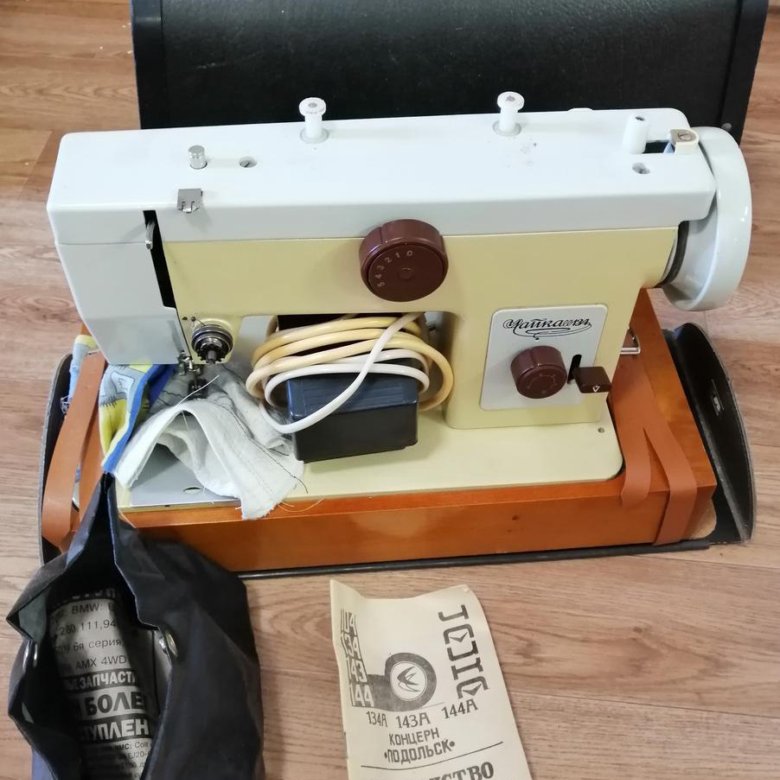 чайка 142 электропривод к швейной. привод швейной машинки чайка. электропривод tur-2 для швейной машины veritas. привод швейной машинки чайка. мотор tur2 на швейной машине чайка.