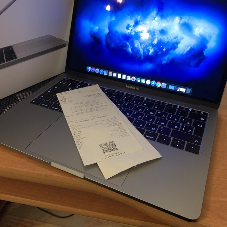 Macbook 13 256gb. MACBOOK чек. Чек MACBOOK Pro 16. MACBOOK чек 16 2019. Чек на макбук АИР.