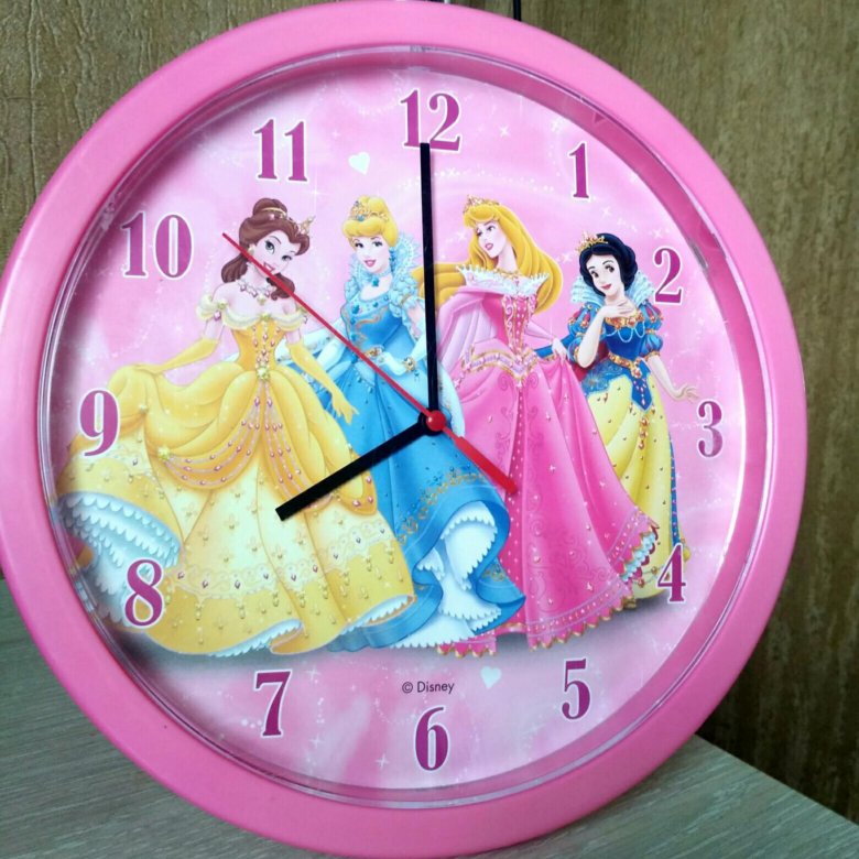 Час диснея. Часы Disney мск814. Настенные часы с принцессами. Часы с принцессами Диснея. Часы настенные Дисней.
