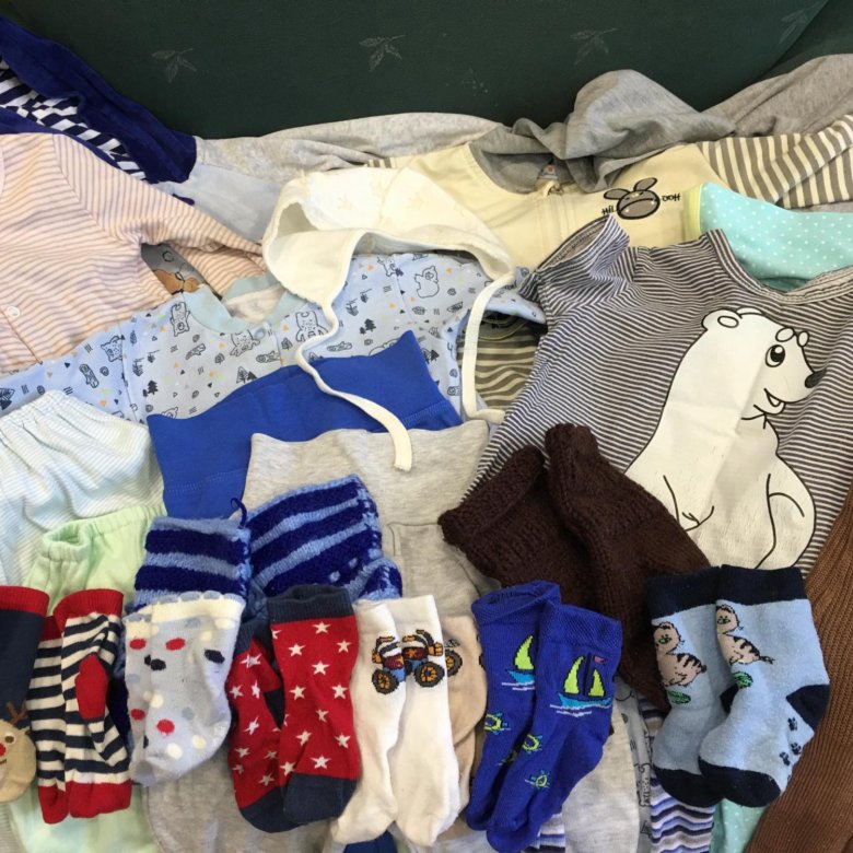 Кофта носки. Вязаные дизайнерские варежки. Шерстяные носки с оленями. Носки из рукава свитера. Кофта носки.