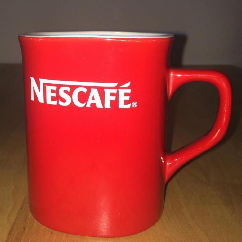 Кружка nescafe. Большая Кружка Нескафе. Кружка Nescafe красная. Кружка Нескафе XXL.