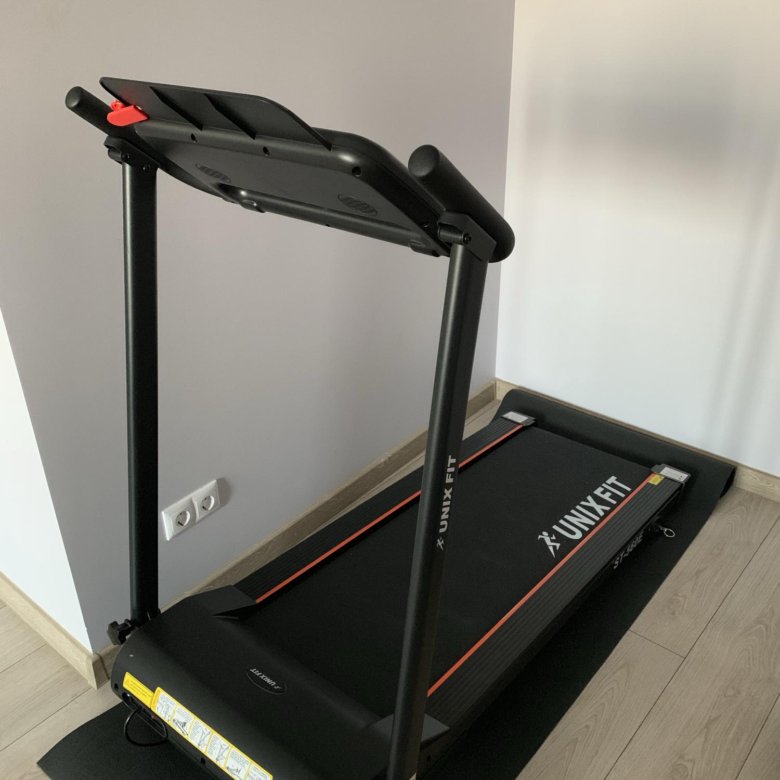 Беговую дорожку unixfit st. UNIXFIT St-560e. Беговая дорожка UNIXFIT St-330. Unix Fit Беговая дорожка. Беговая дорожка UNIXFIT St-310.